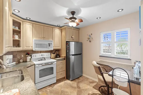 2615 NE 1st Court Boynton Beach FL 33435