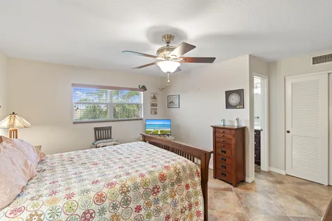 2615 NE 1st Court Boynton Beach FL 33435