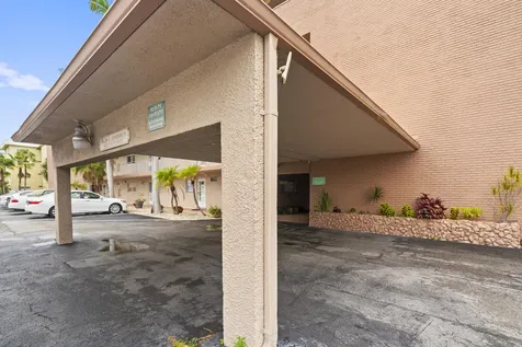 2615 NE 1st Court Boynton Beach FL 33435