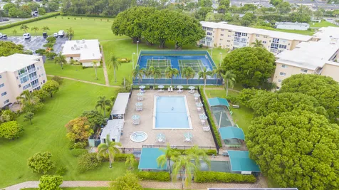 2615 NE 1st Court Boynton Beach FL 33435