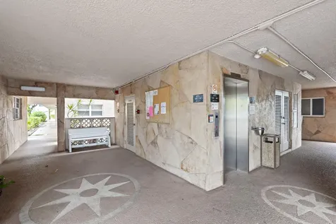 2615 NE 1st Court Boynton Beach FL 33435