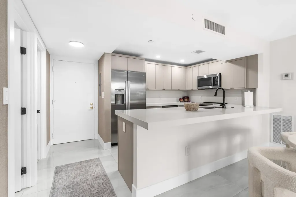3912 S Ocean Boulevard Highland Beach FL 33487