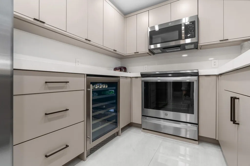 3912 S Ocean Boulevard Highland Beach FL 33487