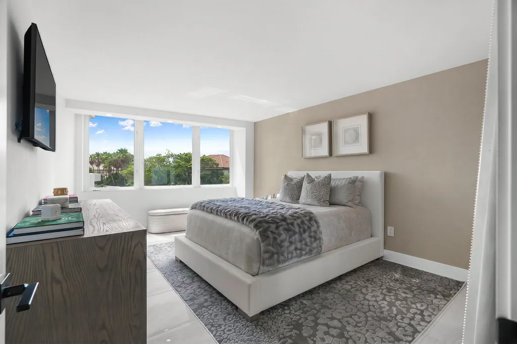 3912 S Ocean Boulevard Highland Beach FL 33487