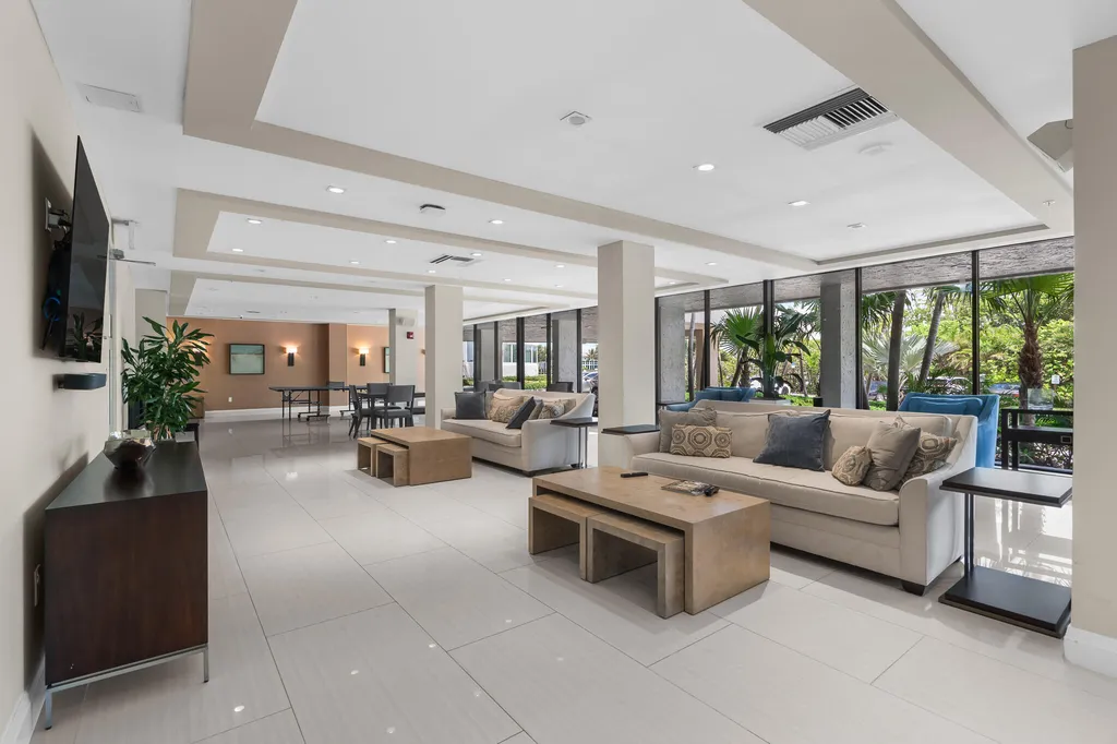 3912 S Ocean Boulevard Highland Beach FL 33487