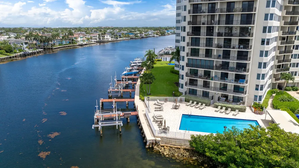 3912 S Ocean Boulevard Highland Beach FL 33487