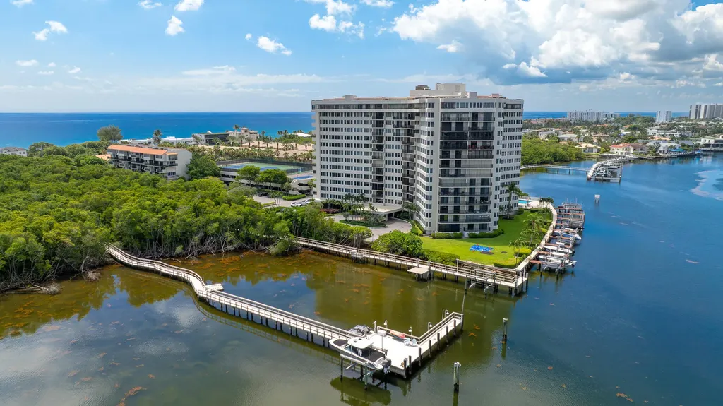 3912 S Ocean Boulevard Highland Beach FL 33487