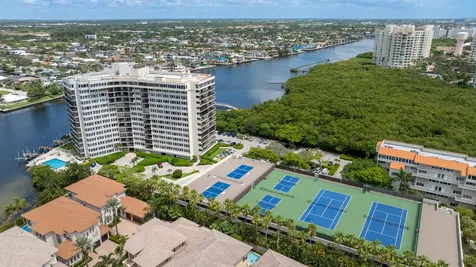 3912 S Ocean Boulevard Highland Beach FL 33487