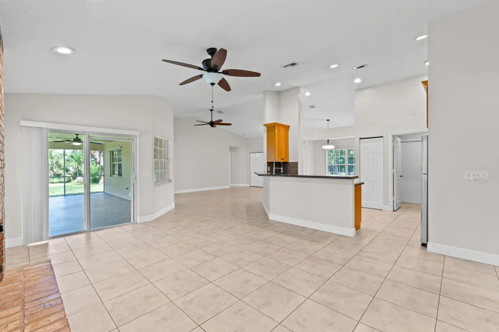 16628 Valencia Boulevard The Acreage FL 33470