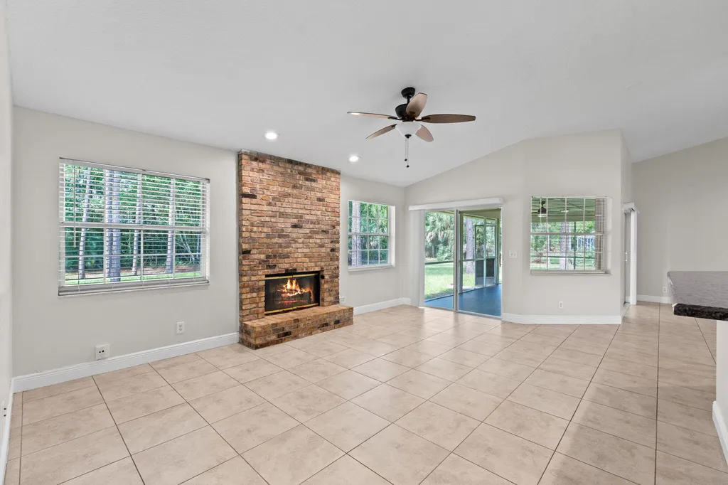 16628 Valencia Boulevard The Acreage FL 33470