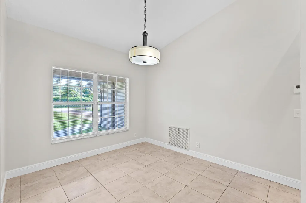 16628 Valencia Boulevard The Acreage FL 33470