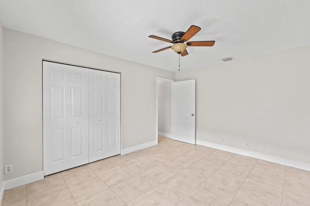 16628 Valencia Boulevard The Acreage FL 33470
