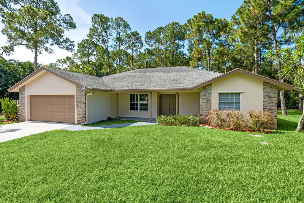 16628 Valencia Boulevard The Acreage FL 33470