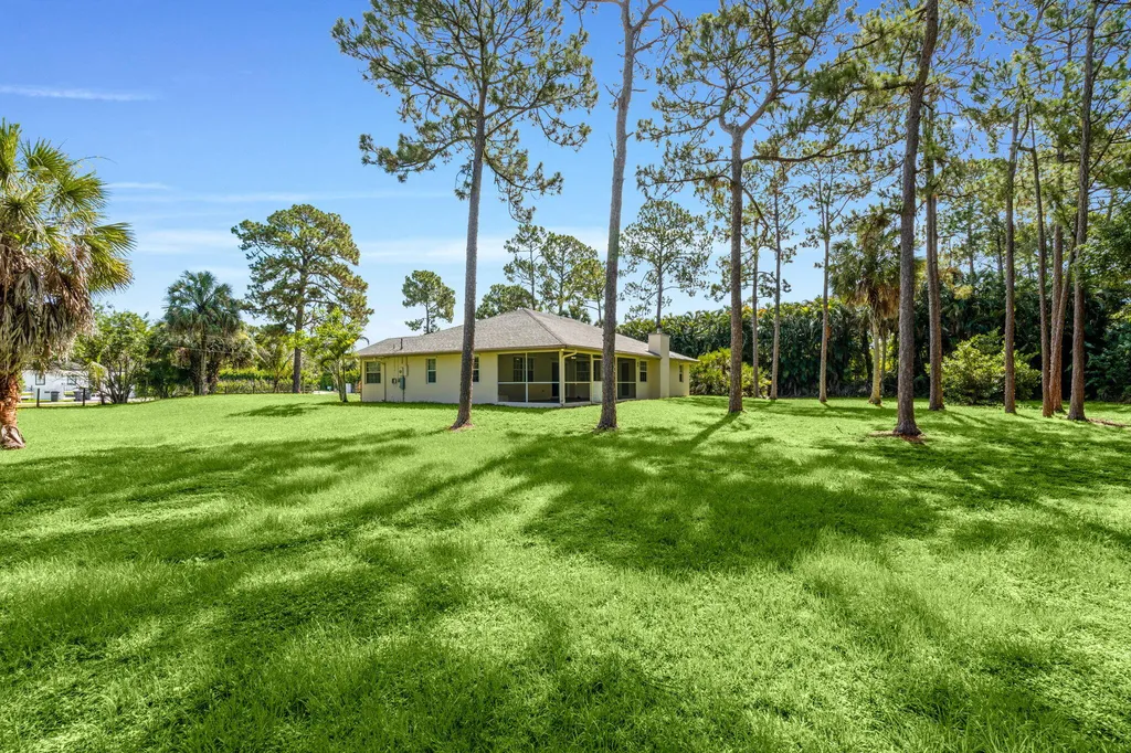16628 Valencia Boulevard The Acreage FL 33470