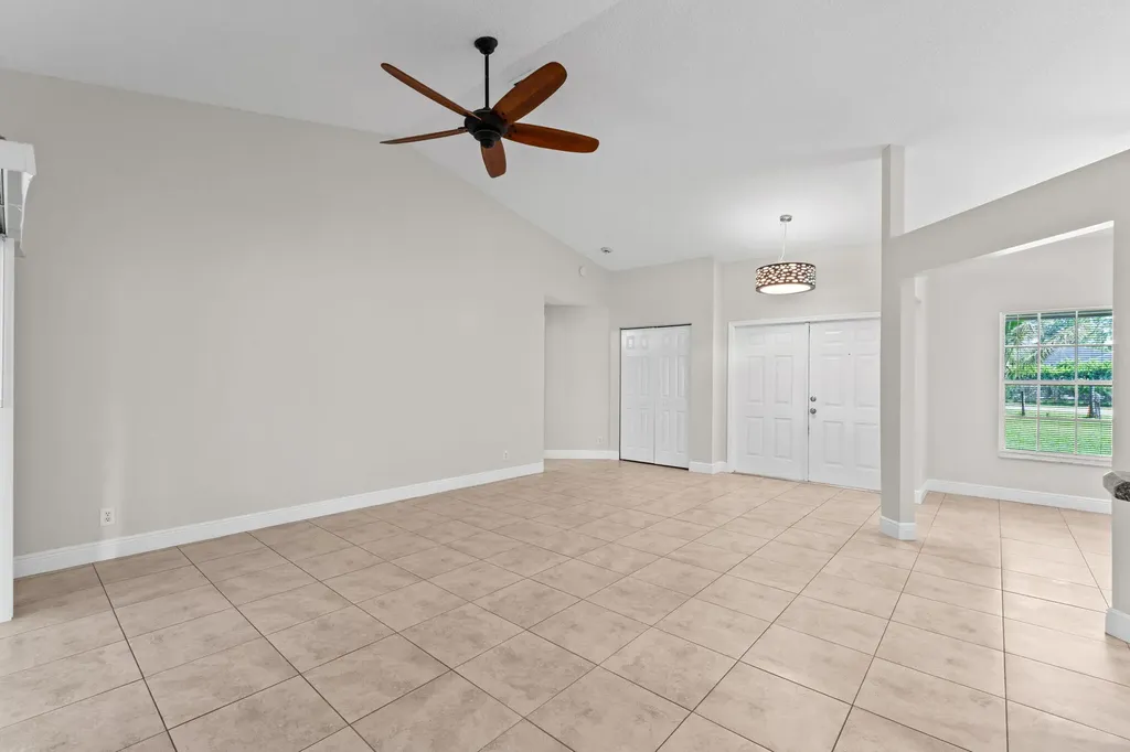 16628 Valencia Boulevard The Acreage FL 33470