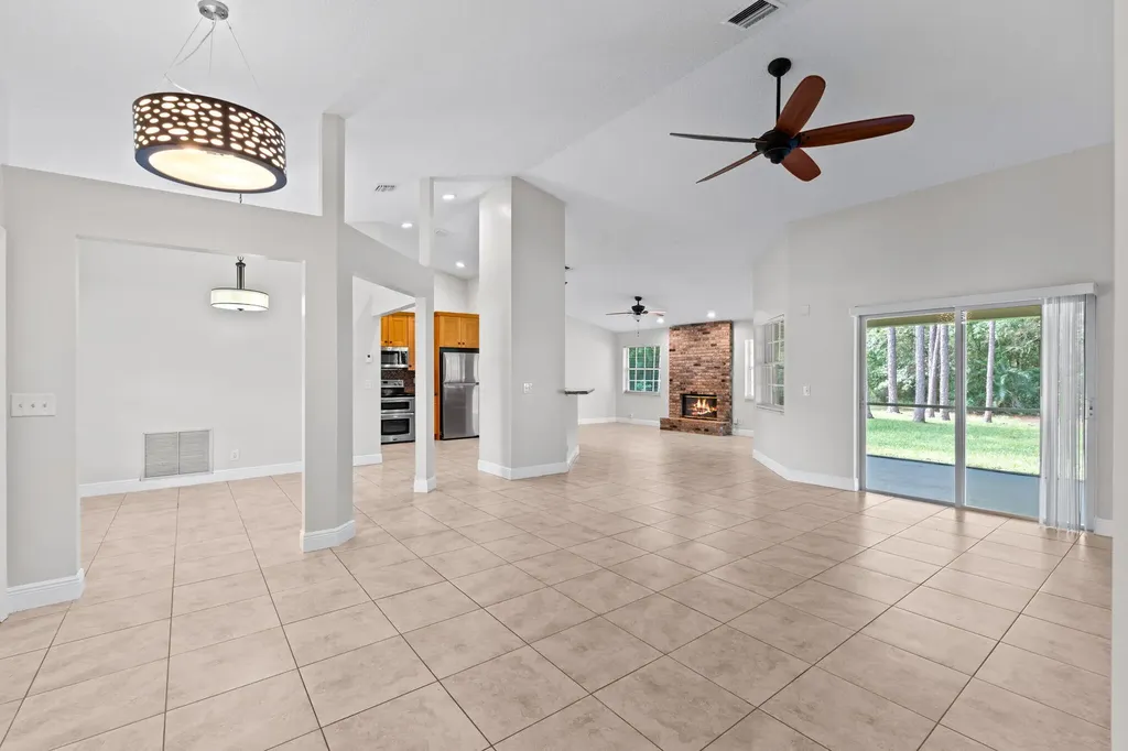 16628 Valencia Boulevard The Acreage FL 33470