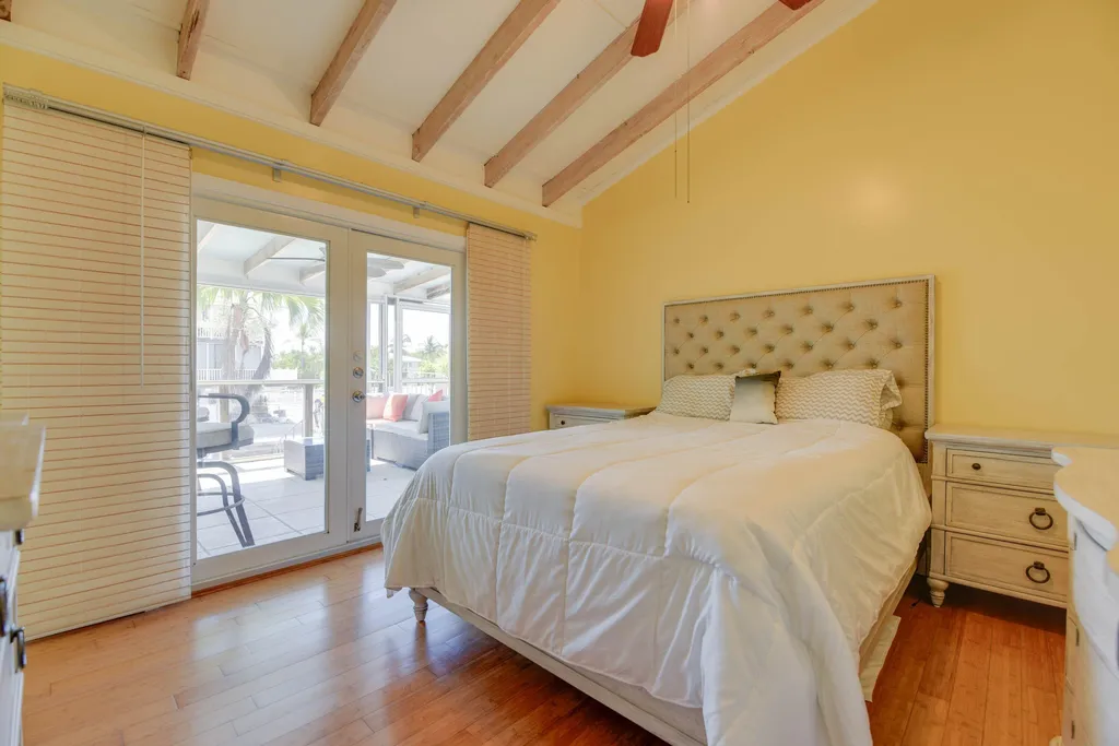 1129 Hawksbill Lane Sugarloaf Key FL 33042