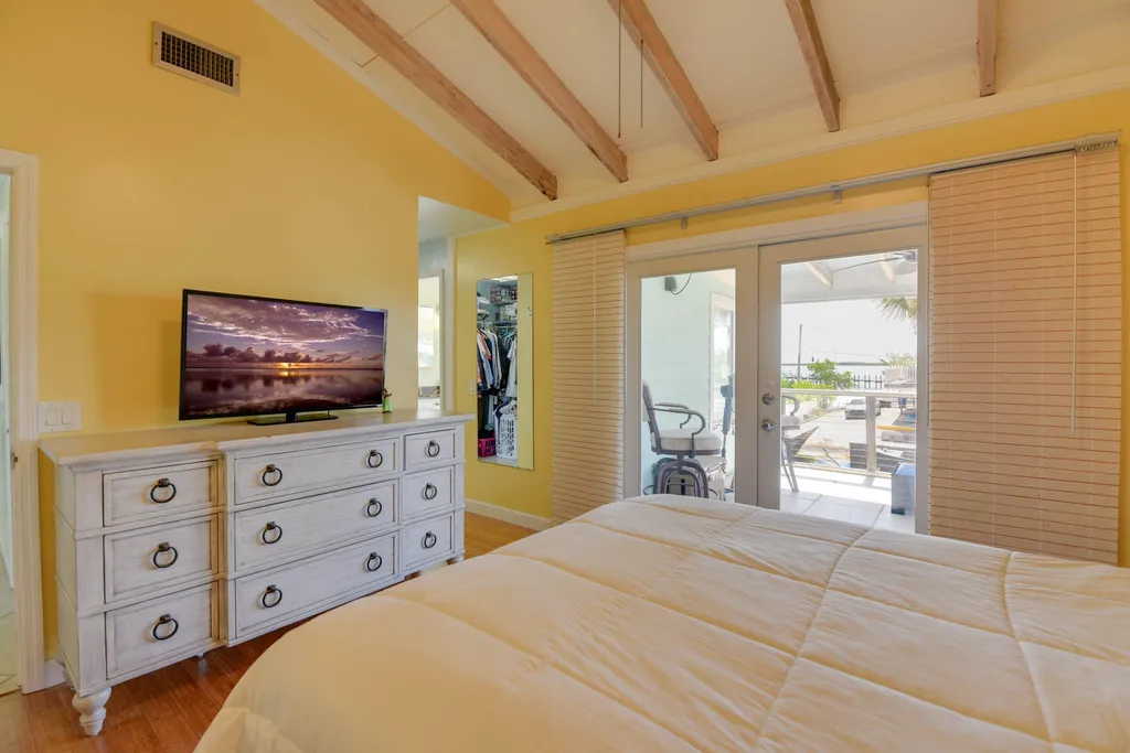 1129 Hawksbill Lane Sugarloaf Key FL 33042