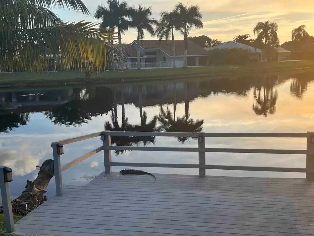 2060 Amesbury Circle Wellington FL 33414