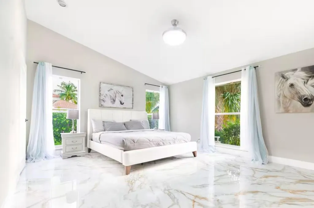 2060 Amesbury Circle Wellington FL 33414