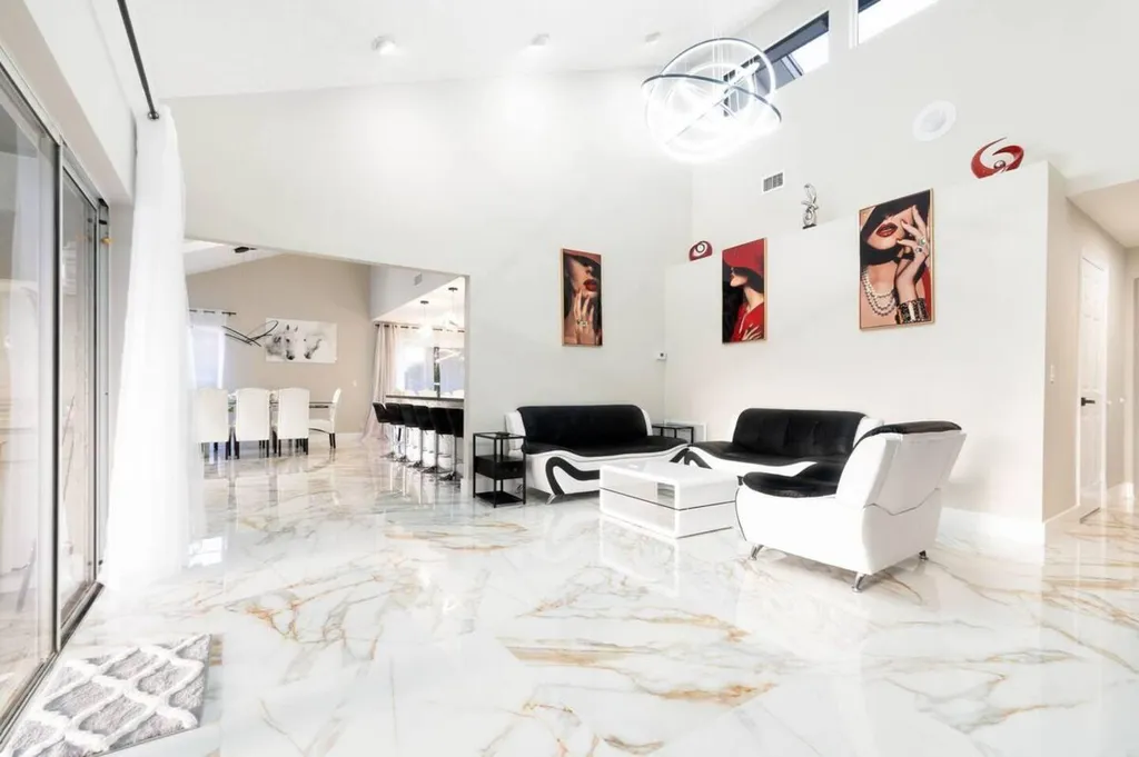 2060 Amesbury Circle Wellington FL 33414
