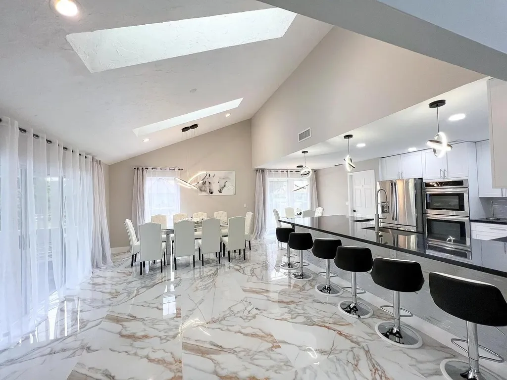 2060 Amesbury Circle Wellington FL 33414