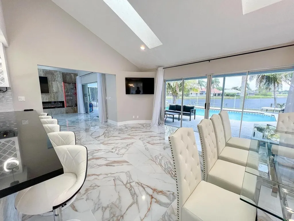 2060 Amesbury Circle Wellington FL 33414