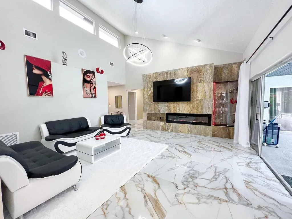 2060 Amesbury Circle Wellington FL 33414