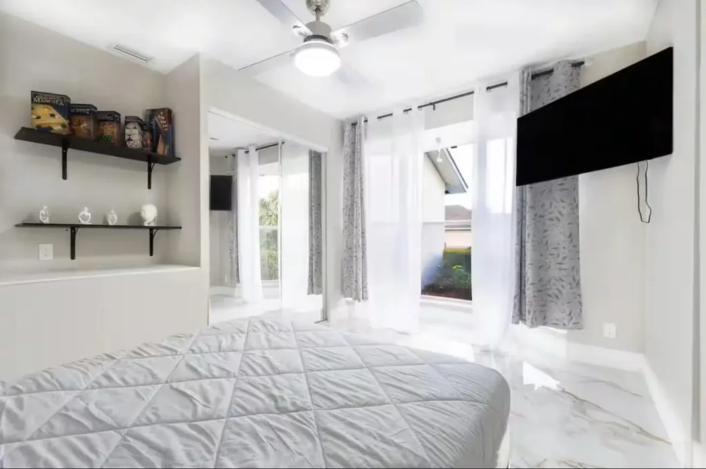 2060 Amesbury Circle Wellington FL 33414