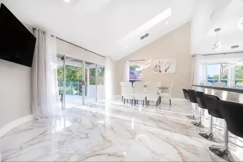 2060 Amesbury Circle Wellington FL 33414