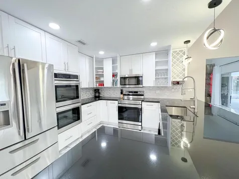 2060 Amesbury Circle Wellington FL 33414