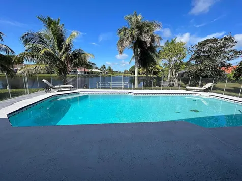 2060 Amesbury Circle Wellington FL 33414