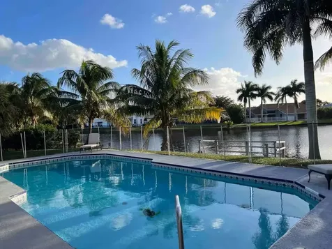 2060 Amesbury Circle Wellington FL 33414