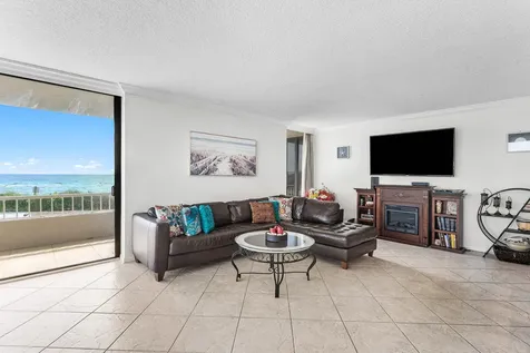 5540 N Ocean Drive Singer Island FL 33404