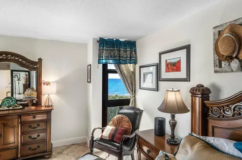 5540 N Ocean Drive Singer Island FL 33404