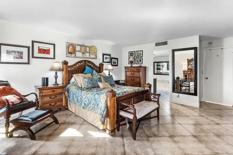 5540 N Ocean Drive Singer Island FL 33404