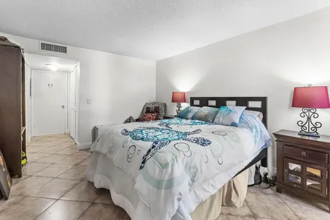 5540 N Ocean Drive Singer Island FL 33404