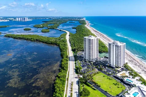 5540 N Ocean Drive Singer Island FL 33404
