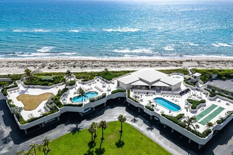 5540 N Ocean Drive Singer Island FL 33404