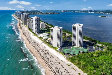 5540 N Ocean Drive Singer Island FL 33404