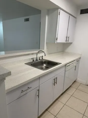 2647 NW 33rd Street Oakland Park FL 33309