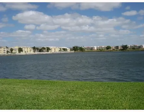 2647 NW 33rd Street Oakland Park FL 33309