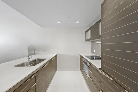 200 Biscayne Boulevard Way Miami FL 33131