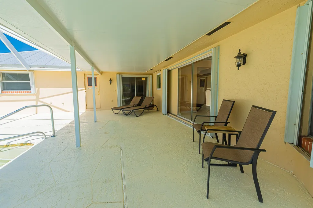 1934 SE Tickridge Road Port St Lucie FL 34952