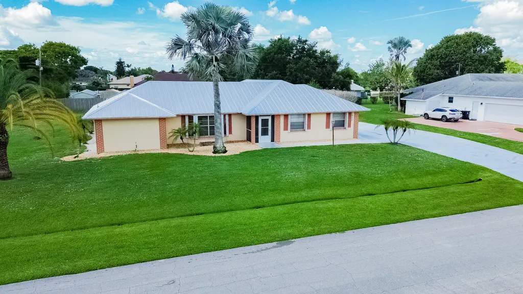 1934 SE Tickridge Road Port St Lucie FL 34952