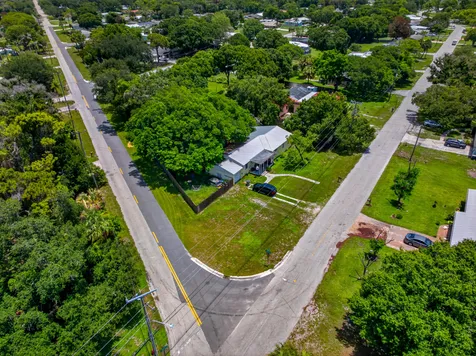 1054 Trinidad Avenue Fort Pierce FL 34982
