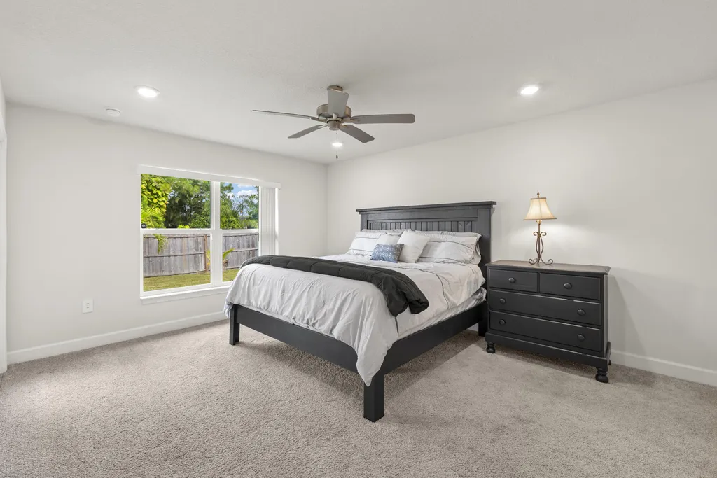 137 SW Pisces Terrace Port St Lucie FL 34984