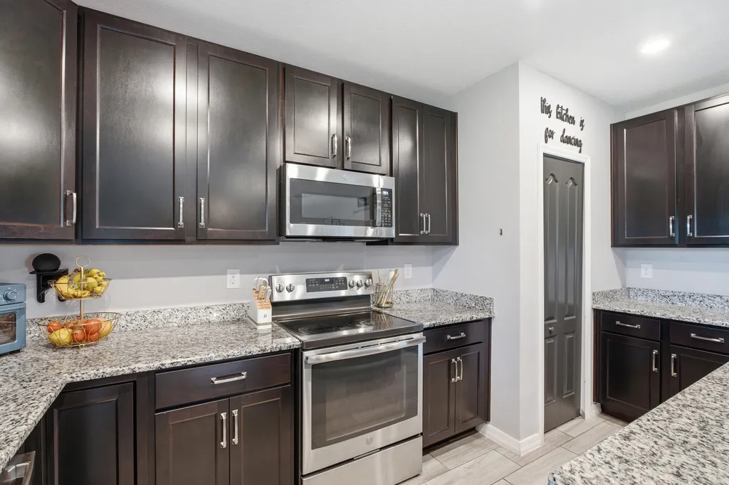 2581 SW Westfield Street Port St Lucie FL 34953