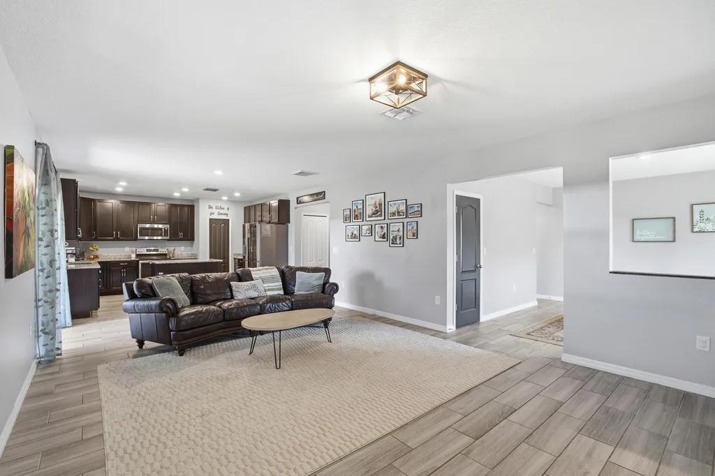 2581 SW Westfield Street Port St Lucie FL 34953
