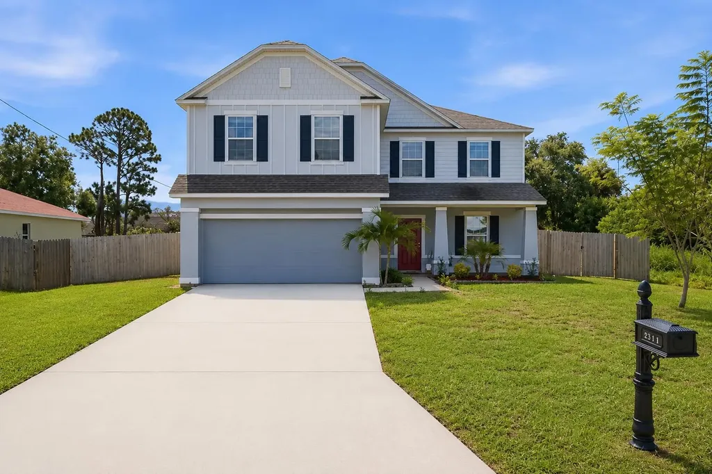 2581 SW Westfield Street Port St Lucie FL 34953